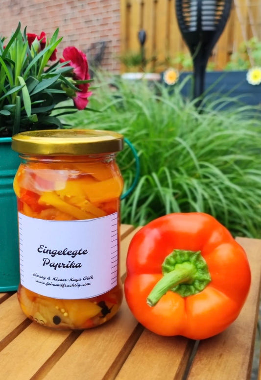 Eingelegte Paprika - knackig & würzig